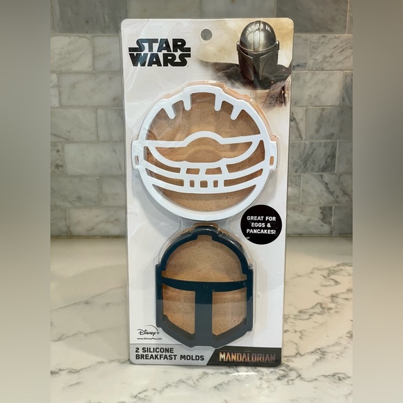 Disney Star Wars Mandalorian Silicone Breakfast Molds- New - Picture 1 of 4